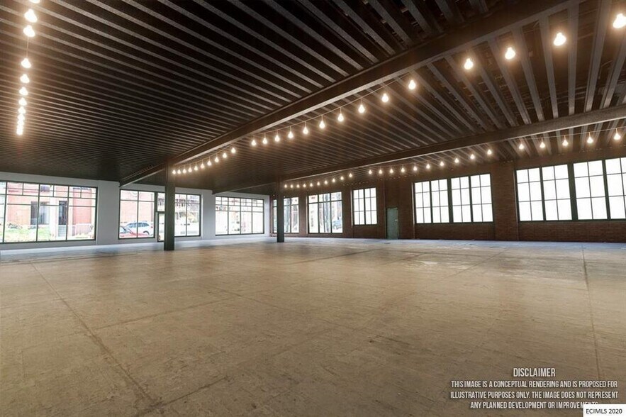 More Photos Of 1084 Iowa St, Dubuque Light Manufacturing For Lease