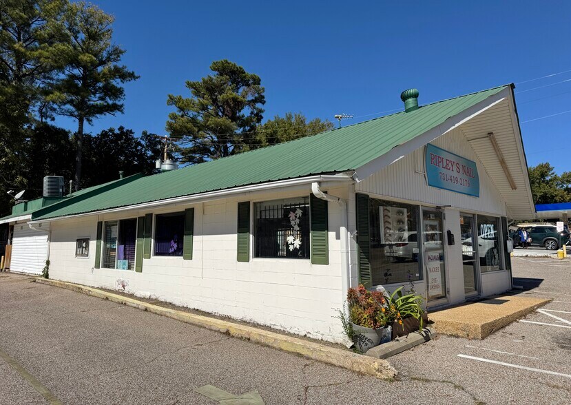 More Photos Of 289 S Washington St, Ripley Fast Food For Sale