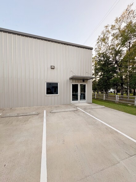 Primary Photo Of 8769 West Ln, Magnolia Warehouse For Lease