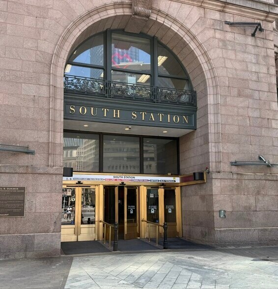 More Photos Of 210 South St, Boston Apartments For Sale