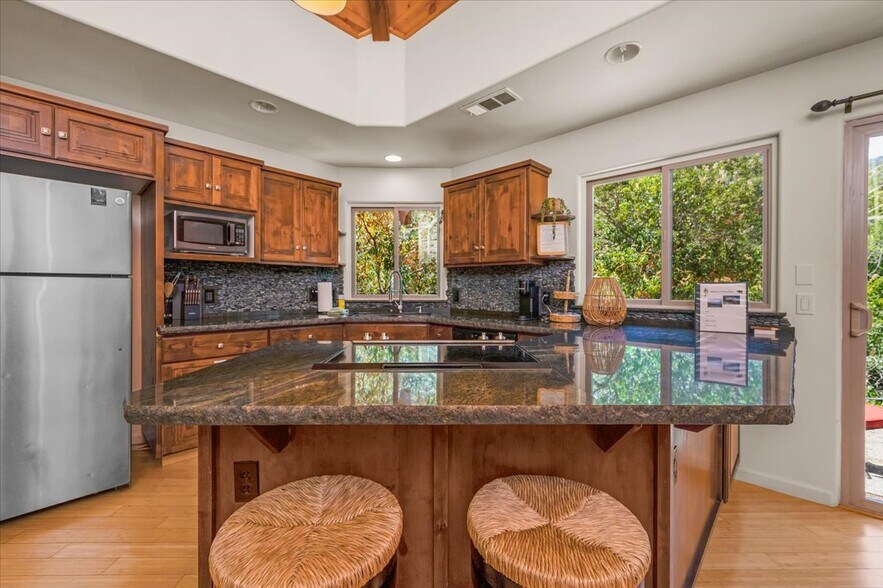 More Photos Of 29673 Rock Creek Dr, Three Rivers Specialty For Sale