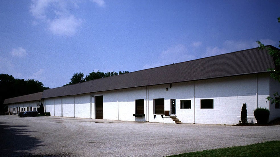 More Photos Of 4214-4226 Amos Ave, Baltimore Warehouse For Lease