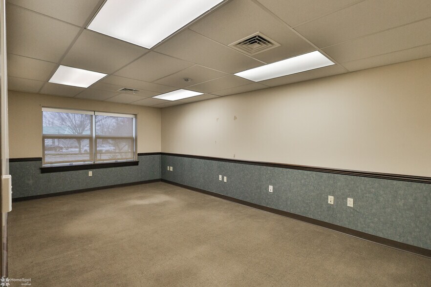 More Photos Of 2346 Jacksonville Rd, Bethlehem Medical For Sale