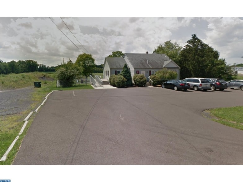 Primary Photo Of 4018 Durham Rd, Ottsville Storefront Retail Office For Sale