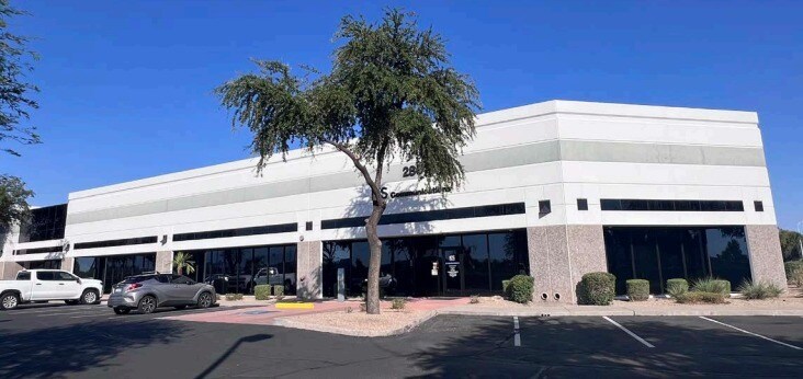 Primary Photo Of 2552 W Erie Dr, Tempe Unknown For Lease