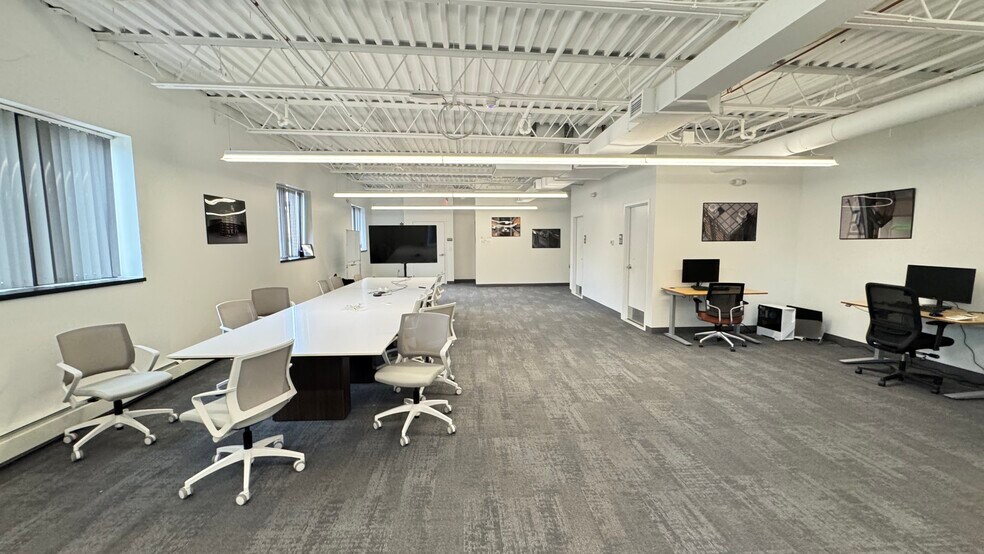 More Photos Of 100 Cambridge St, Charlestown Light Manufacturing For Lease