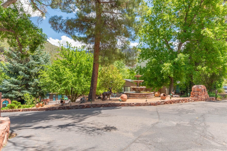 More Photos Of 4548 N State Route 89A, Sedona Hotel For Sale