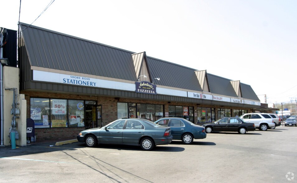 More Photos Of 122-132 Shore Rd, Port Washington Freestanding For Lease