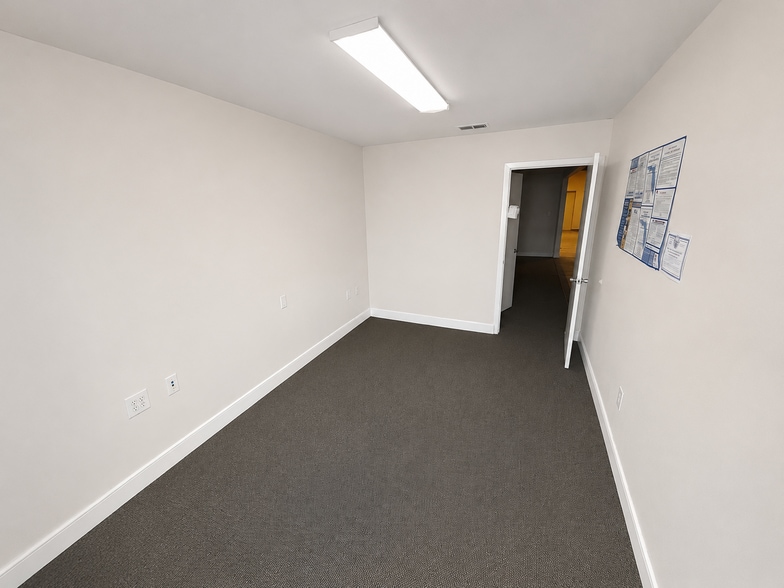 More Photos Of 3538 NW 97th Blvd, Gainesville Warehouse For Lease