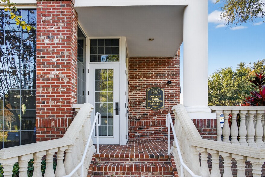 More Photos Of 720 Rugby St, Orlando Office For Sale
