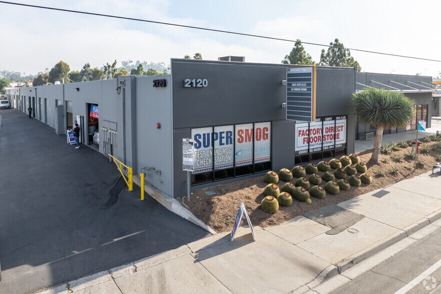 More Photos Of 2120 W Mission Rd, Escondido Warehouse For Lease