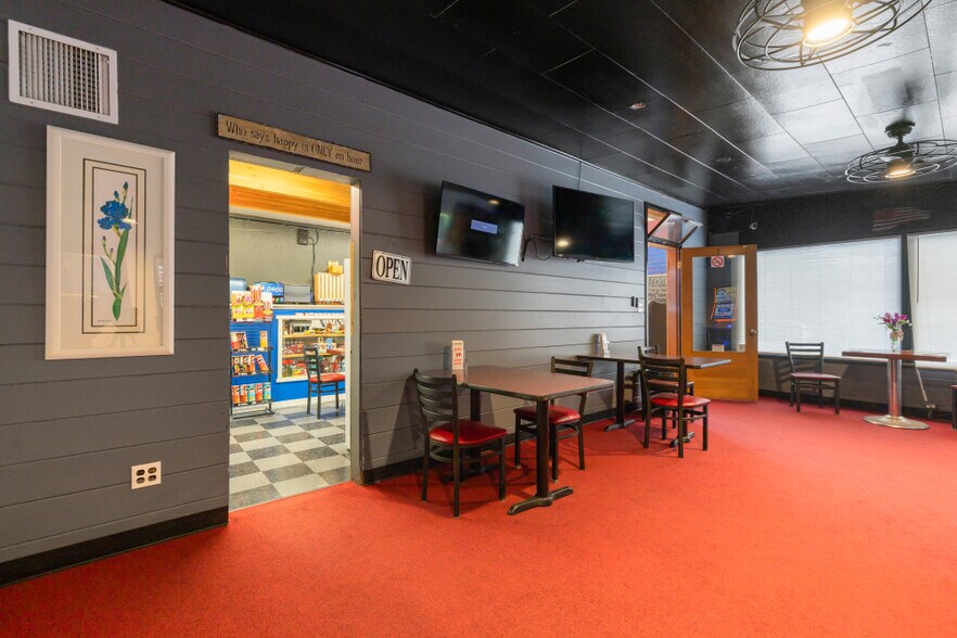 More Photos Of 1414 Oregon Ave, Klamath Falls Office For Sale