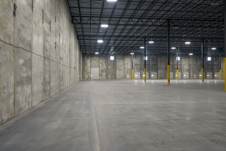More Photos Of 1500 E 2nd St, Eddystone Warehouse For Lease