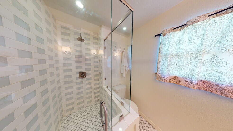 More Photos Of 16712 County Road 1580, Ada Sports And Entertainment For Sale