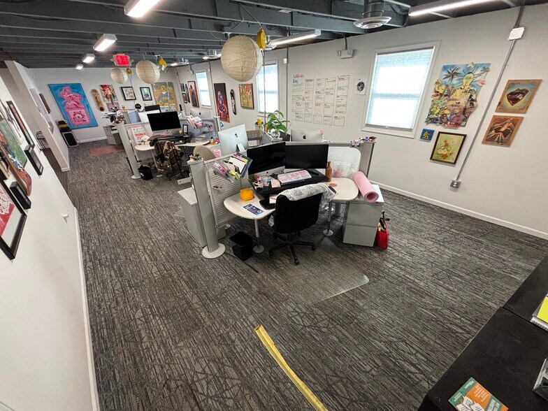 More Photos Of 516 E Main St, Brownsburg Office For Sale