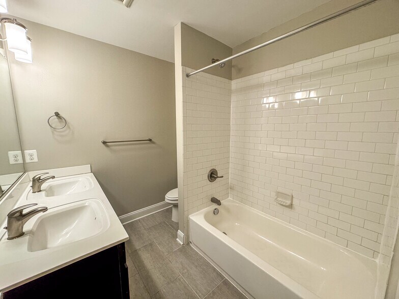 More Photos Of 2-4 E Preston St, Baltimore Apartments For Sale