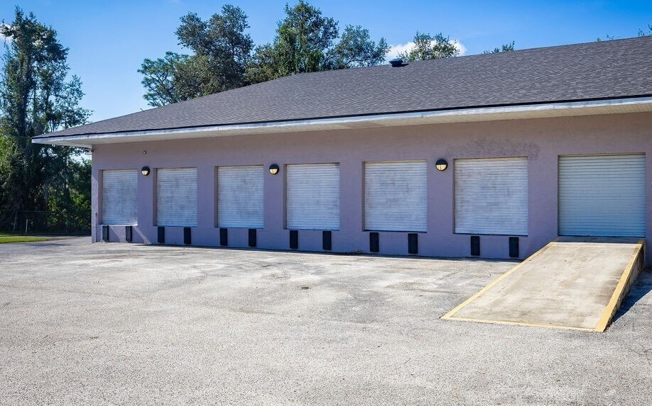 More Photos Of 12221 N Us Highway 301, Thonotosassa Light Distribution For Sale