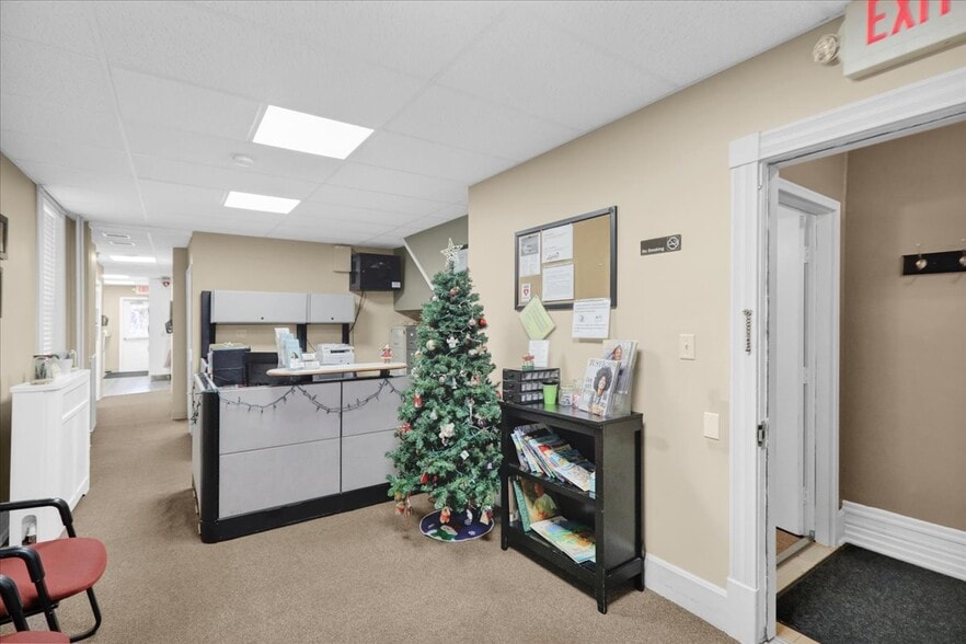 More Photos Of 612 Reading Ave, West Reading Office For Sale