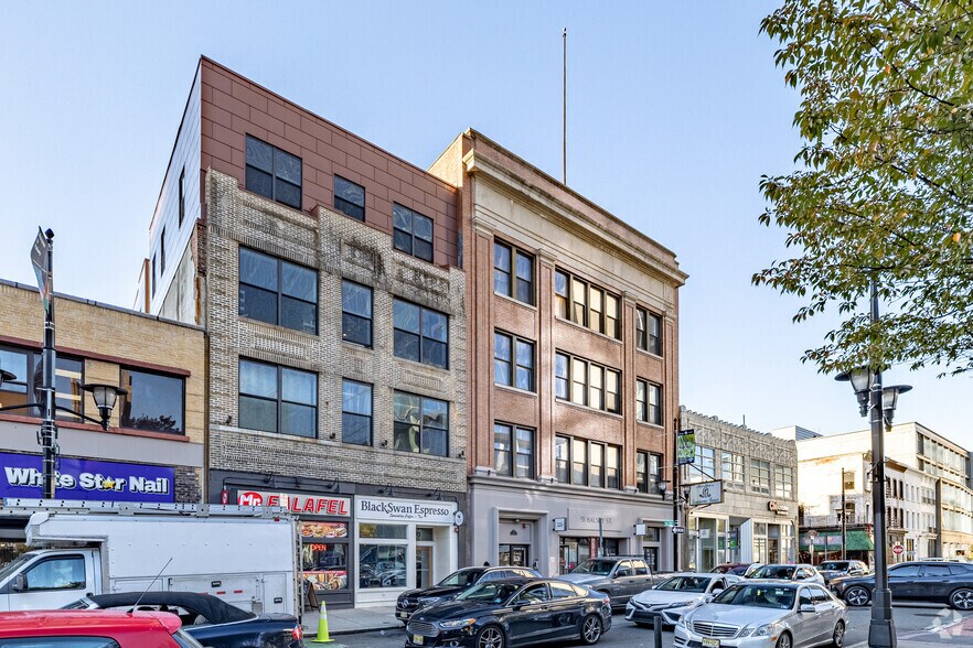 More Photos Of 87-95 Halsey St, Newark Apartments For Lease