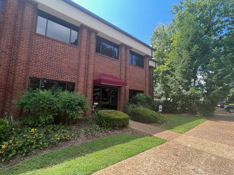More Photos Of 5120 Virginia Way, Brentwood Office For Lease
