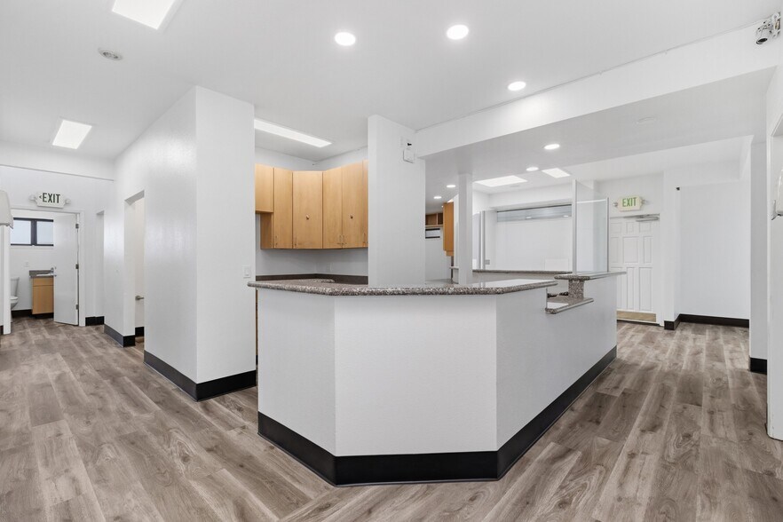 More Photos Of 47 Penny Ln, Watsonville Medical For Sale