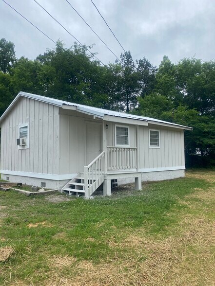 More Photos Of 3950 S Dixie Rd, Dalton Apartments For Sale