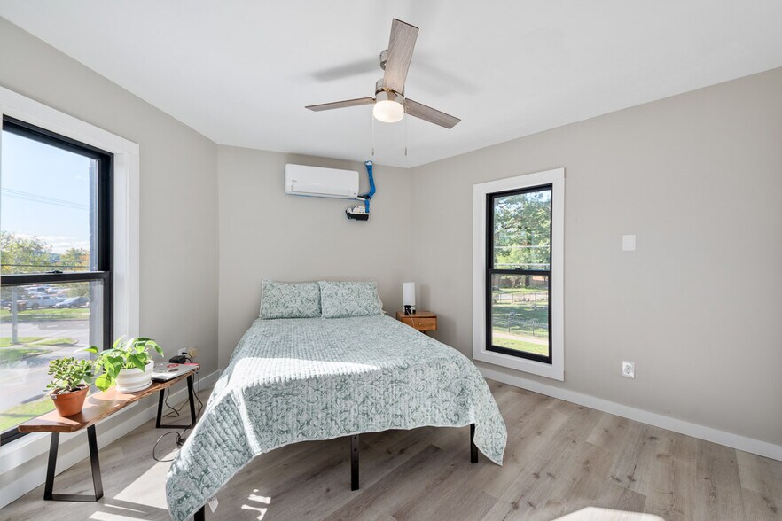 More Photos Of 2404 4th St, Cuyahoga Falls Office For Sale