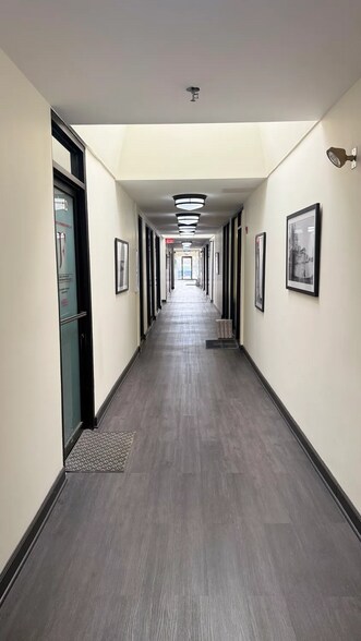 More Photos Of 155 Revere Dr, Northbrook Office For Lease