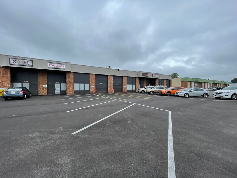 More Photos Of 615 Rudder Rd, Fenton Warehouse For Sale