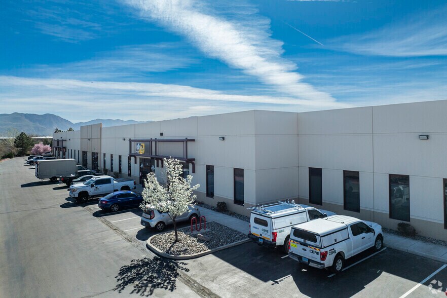 More Photos Of 4865 Joule St, Reno Showroom For Lease