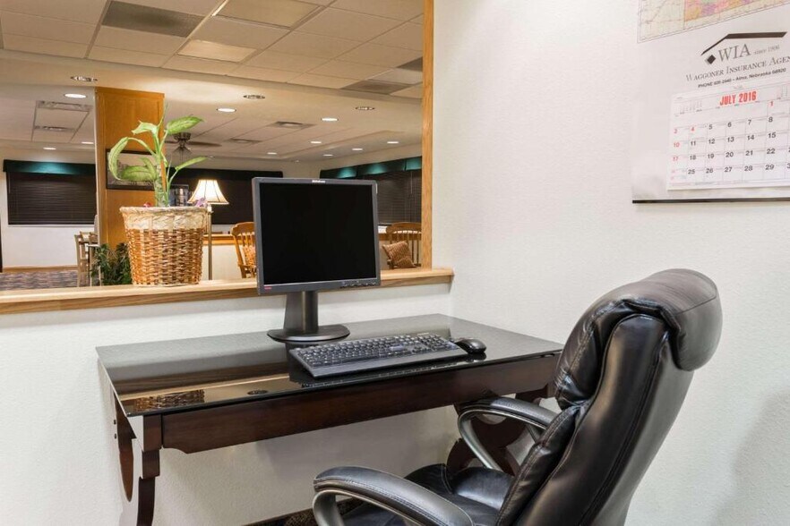 More Photos Of 305 Highway 183, Alma Hotel For Sale