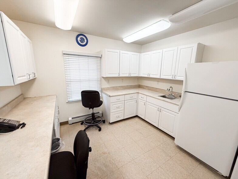 More Photos Of 108 Kings Hwy S, Cherry Hill Office For Lease