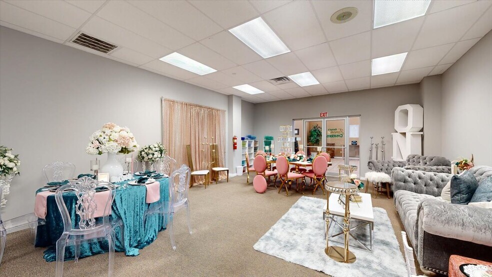 More Photos Of 113 Bo Bo Dr, Crystal Springs Freestanding For Lease