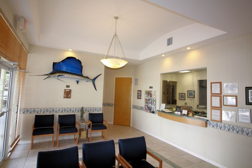 More Photos Of 658 W Indiantown Rd, Jupiter Medical For Sale
