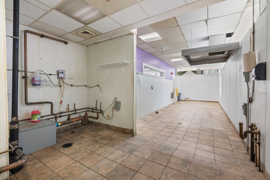 More Photos Of 12 School St, Merrimac Bank For Sale