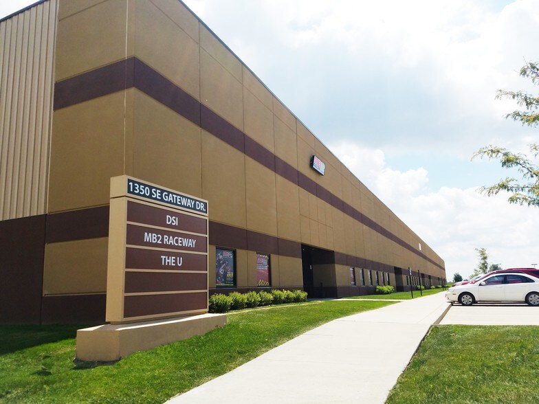 More Photos Of 1300 SE Little Beaver Dr, Grimes Warehouse For Lease