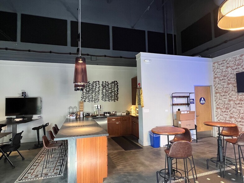 More Photos Of 35465-35475 Dumbarton Ct, Newark Research And Development For Sale