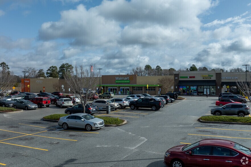 More Photos Of 203 Cedar Springs Rd, Spartanburg Unknown For Lease