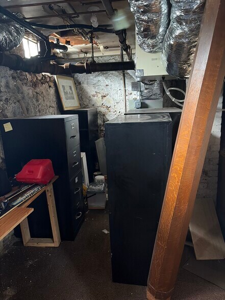 More Photos Of 144 S Main St, Wallingford Office For Sale