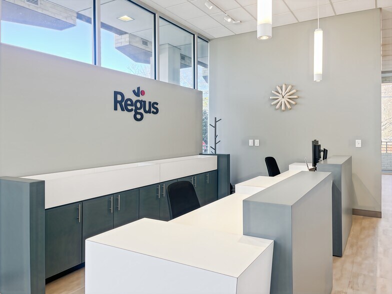 More Photos Of 4037 E Independence Blvd, Charlotte Coworking Space