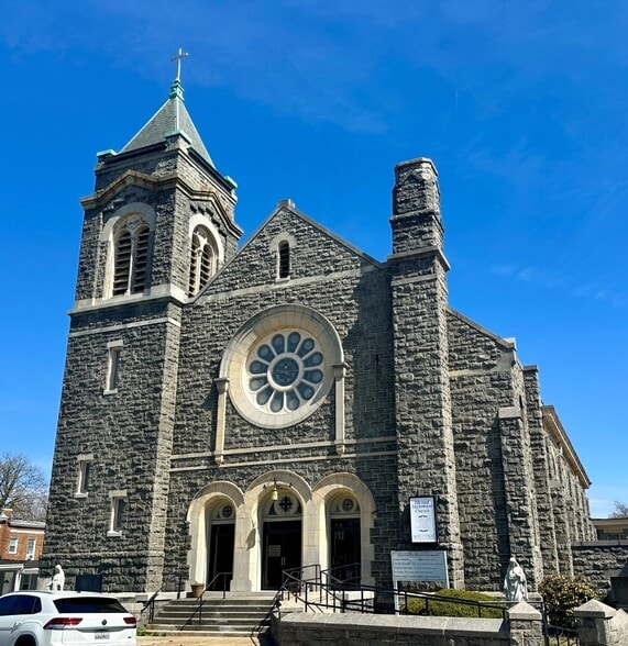 More Photos Of 4103 Old York Rd, Baltimore Specialty For Sale