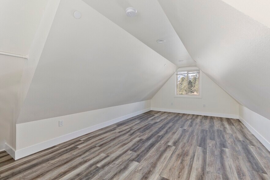 More Photos Of 25 Howard Ave, June Lake Apartments For Sale