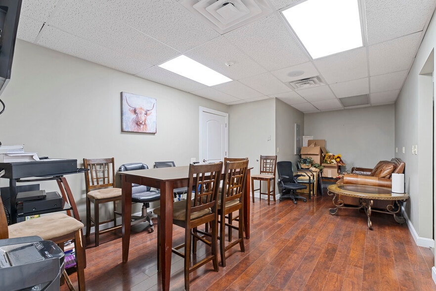 More Photos Of 13 Railroad Sq, Waterville Medical For Sale