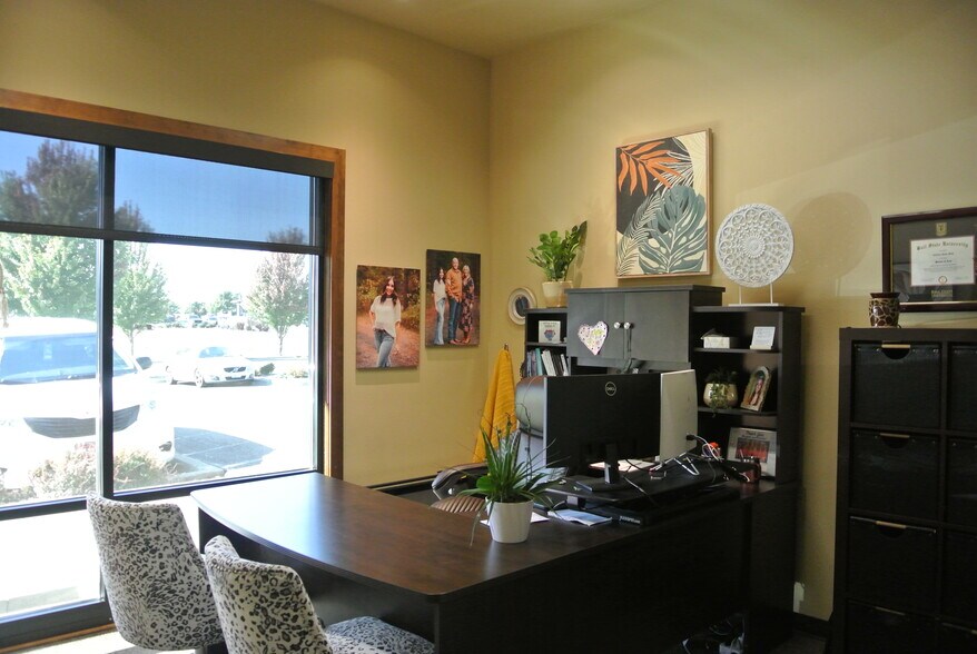 More Photos Of 8680 N Wayne Dr, Hayden Office For Sale