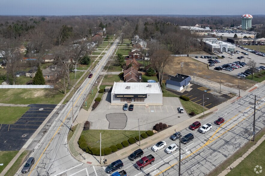 More Photos Of 27650 Lorain Rd, North Olmsted Freestanding For Lease