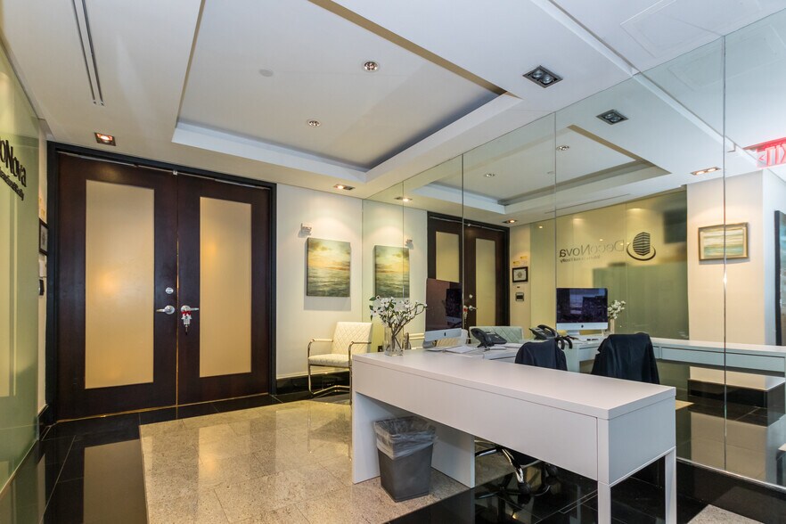 More Photos Of 1000 Brickell Ave, Miami Office For Sale