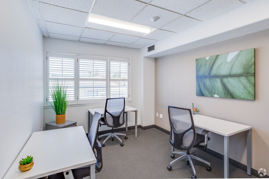 More Photos Of 7 W Figueroa St, Santa Barbara Coworking Space