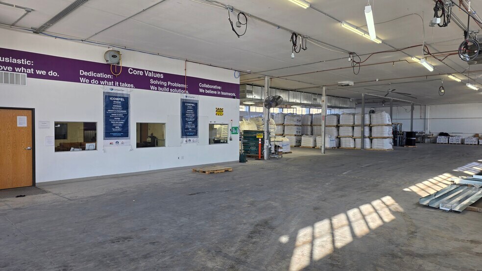 More Photos Of 5105 E 39th Ave, Denver Manufacturing For Sale