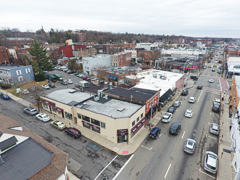 Primary Photo Of 15 N Dean St, Englewood Restaurant For Lease