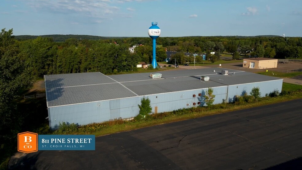 Primary Photo Of 811 Pine St, Saint Croix Falls Manufacturing For Sale